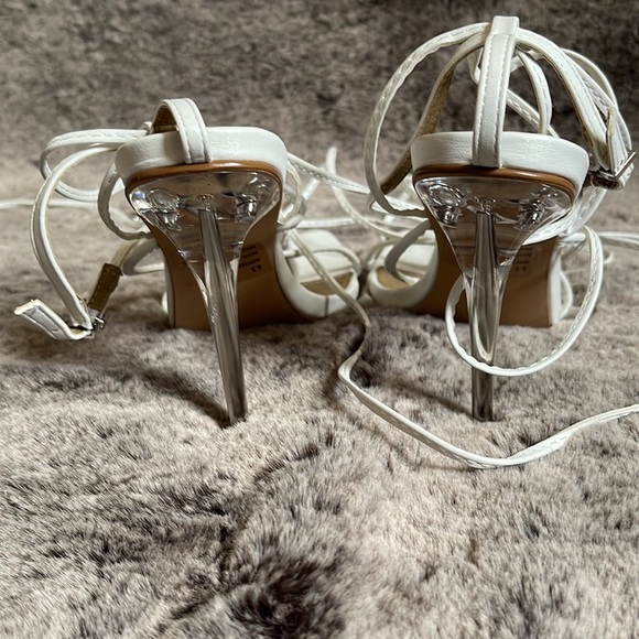 Real strappy - Picture 7 of 7